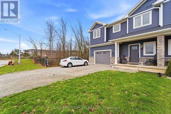 212 Iva St in Welland, ON - Building Photo - Building Photo