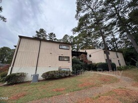 533 Pine Ridge Pl in Raleigh, NC - Building Photo