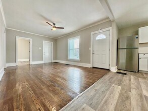 822 W 4th St in Mishawaka, IN - Building Photo - Building Photo