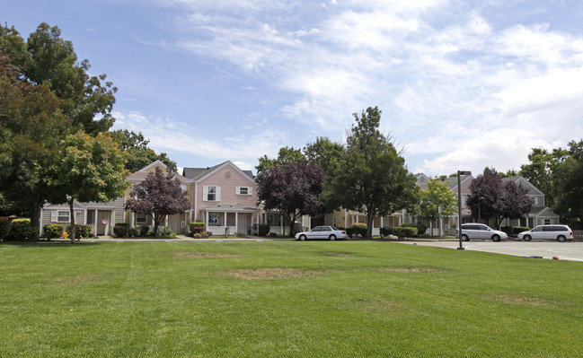 Lavell Village Apartments