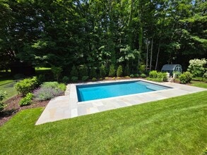 408 S Pleasant Ave in Ridgewood, NJ - Building Photo - Building Photo