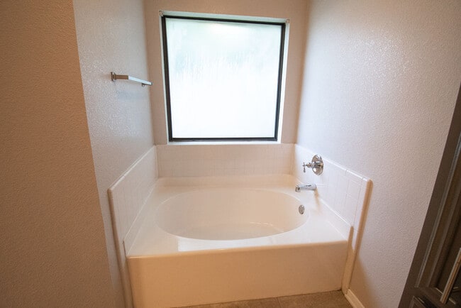 5302 Leadville Dr in Killeen, TX - Building Photo - Building Photo