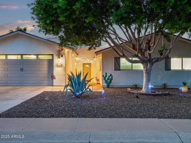 property at 2530 N 68th Pl