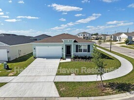 1315 Normandy Dr in Haines City, FL - Building Photo