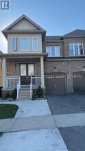 30 Vezna Cres in Brampton, ON - Building Photo - Building Photo
