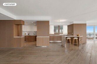 146 W 57th St in New York, NY - Foto de edificio - Building Photo