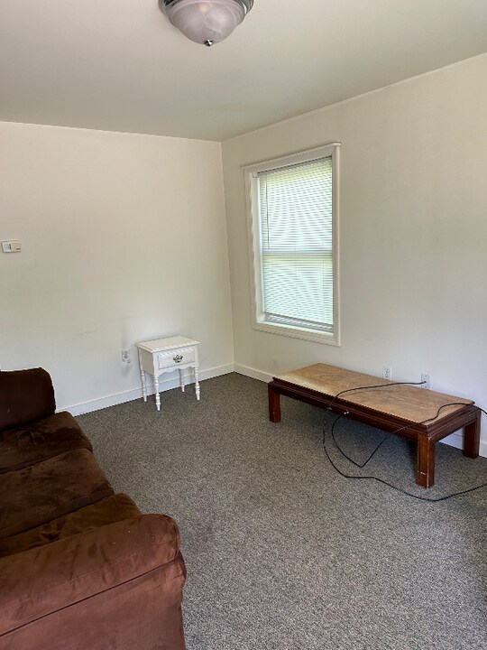 313 E 1st St in Bloomsburg, PA - Building Photo