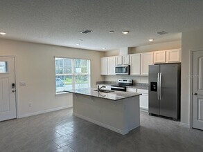 17077 Water Spring Blvd in Winter Garden, FL - Building Photo - Building Photo