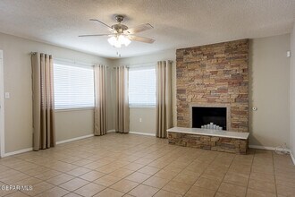 11113 Terrell Ave in El Paso, TX - Building Photo - Building Photo