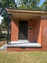 1915 Bullard St in Montgomery, AL - Building Photo