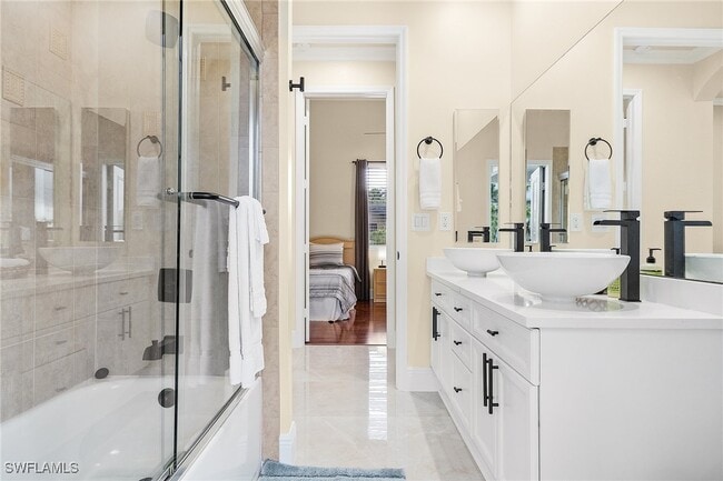 property at 4733 SW 24th Ave