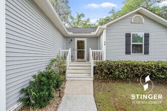 40 Canopy Ln in Saint Helena Island, SC - Building Photo - Building Photo