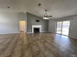 1519 Oakleigh Ct in Pensacola, FL - Building Photo - Building Photo