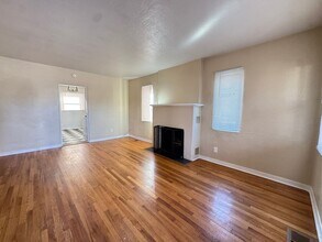 1142 Vassar Dr NE in Albuquerque, NM - Building Photo - Building Photo