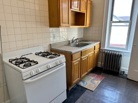 288 Rosa Parks Blvd, Unit 32 in Paterson, NJ - Building Photo