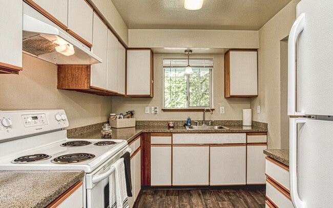 Winton Woods 2 in Poulsbo, WA - Foto de edificio - Building Photo