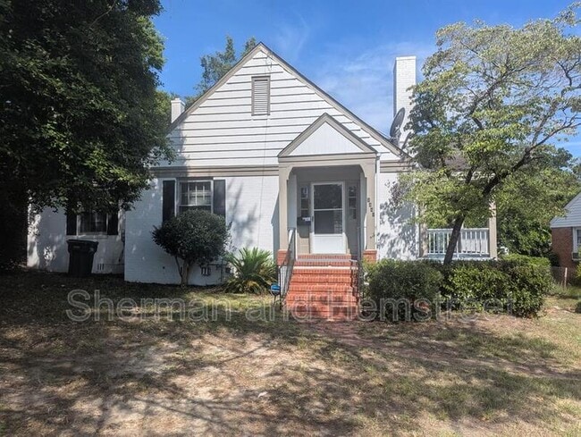 property at 1449 Troupe St