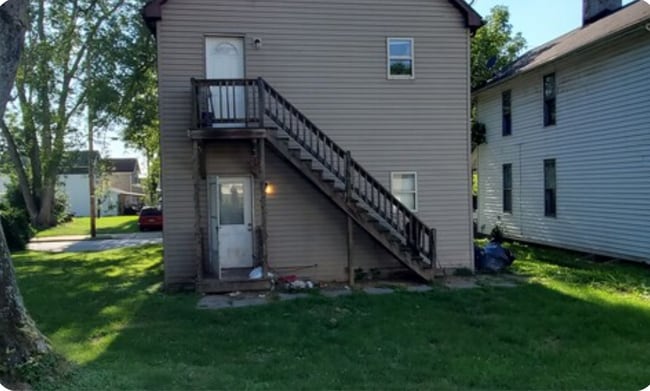property at 609 S Ray St