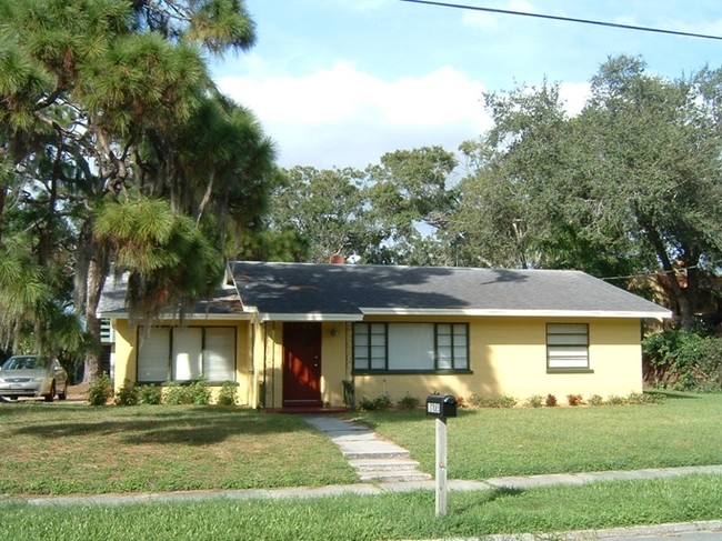 714 Goodrich Ave in Sarasota, FL - Building Photo - Building Photo