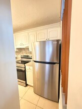 9720 Hammocks Blvd, Unit 000 in Miami, FL - Building Photo - Building Photo