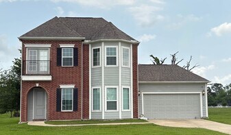 1538 Lakeland Cir in Rosharon, TX - Building Photo