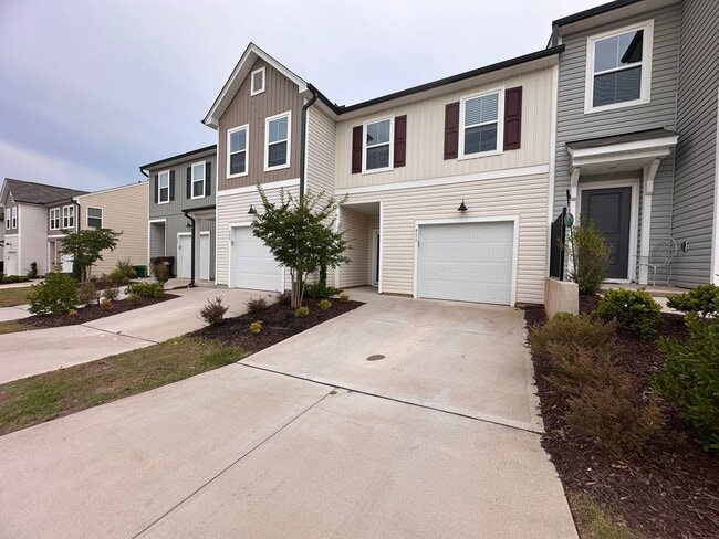property at 911 Falls Grove Trl