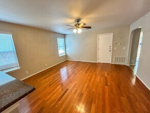 8301 Georgie Trace Ave in Austin, TX - Building Photo - Building Photo