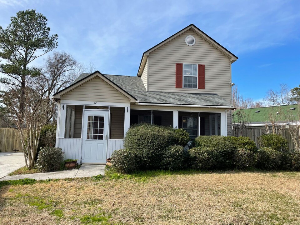 47 Woodleaf Ct in Charleston, SC - Building Photo