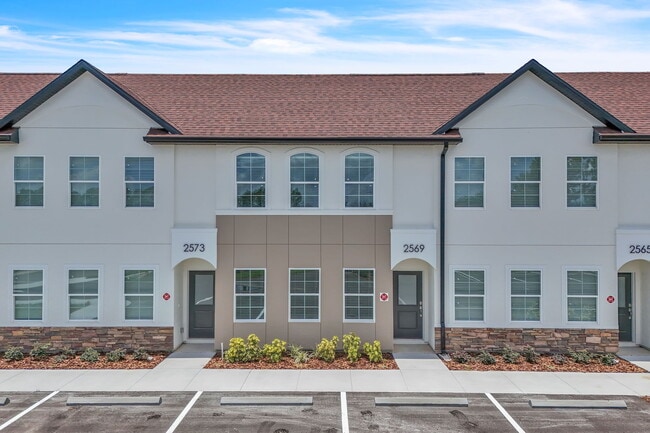 2549 Slim Haywood Ave in Tavares, FL - Building Photo - Building Photo