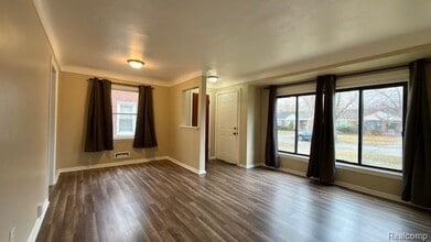 26488 Stollman Dr in Inkster, MI - Building Photo - Building Photo