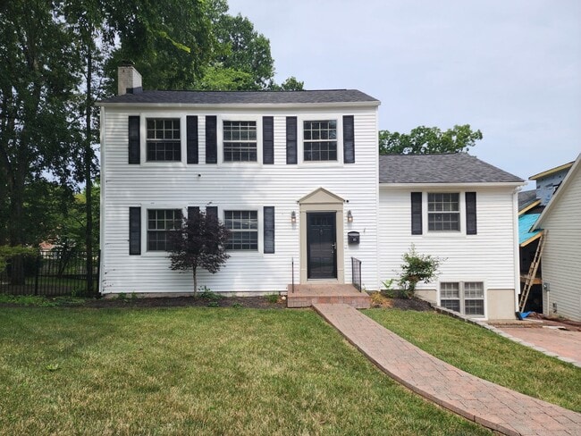165 E Glenwood Dr in Clarksville, TN - Building Photo - Building Photo