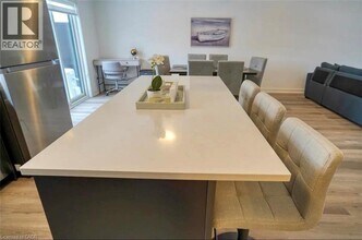 4263 Fourth Ave in Niagara Falls, ON - Building Photo - Building Photo