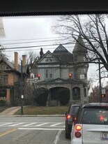 430 Ludlow Ave, Unit 1 in Cincinnati, OH - Building Photo