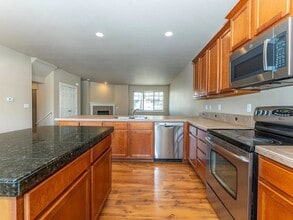 20658 SW Sister Ln in Beaverton, OR - Building Photo - Building Photo
