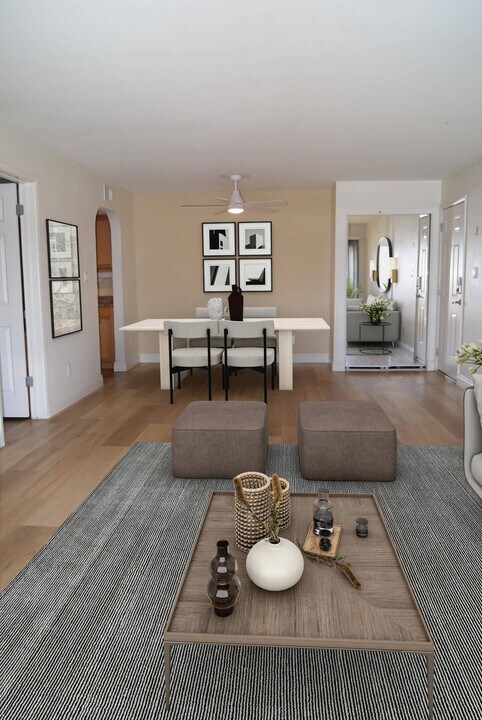 3825 E Camelback Rd, Unit 248 in Phoenix, AZ - Building Photo