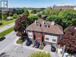 8 Gwynne Ave in Ottawa, ON - Building Photo - Building Photo