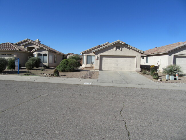 property at 2233 W Catalina View Dr