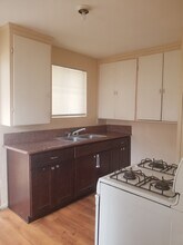 1239 Massachusetts Ave, Unit 1239 in San Bernardino, CA - Foto de edificio - Building Photo