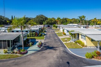 Countryside Estates Mobile Home Park in Clearwater, FL - Building Photo - Building Photo