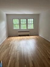 171-183-183 Fort Lee Rd in Teaneck, NJ - Building Photo - Building Photo