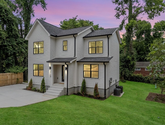 2918 Murray Cir in Nashville, TN - Building Photo - Building Photo