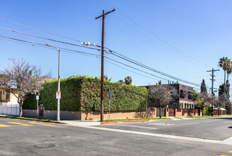 Multi-Family in Hollywood in Los Angeles, CA - Building Photo - Other