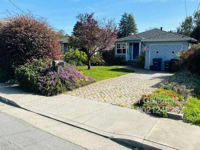 624 Button St in Santa Cruz, CA - Building Photo - Building Photo