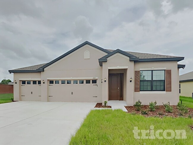 1660 Luft Ln in Mascotte, FL - Foto de edificio - Building Photo