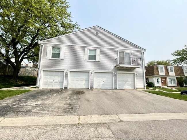 property at 2342 Old Kings Ct
