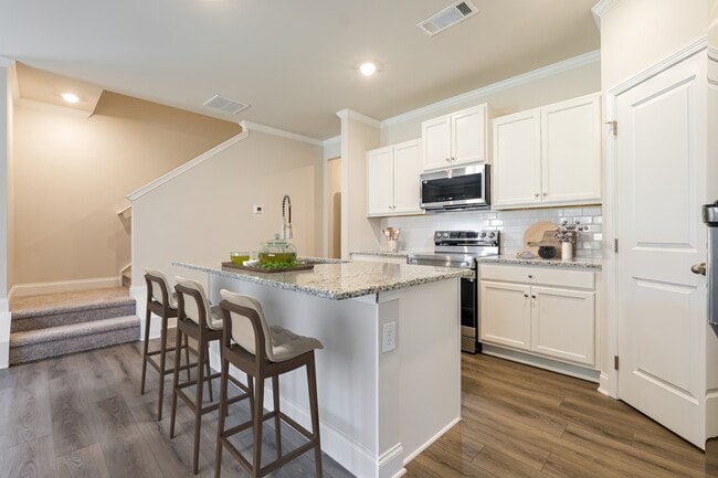 148 PYRUS Ln in Auburn, GA - Building Photo - Building Photo