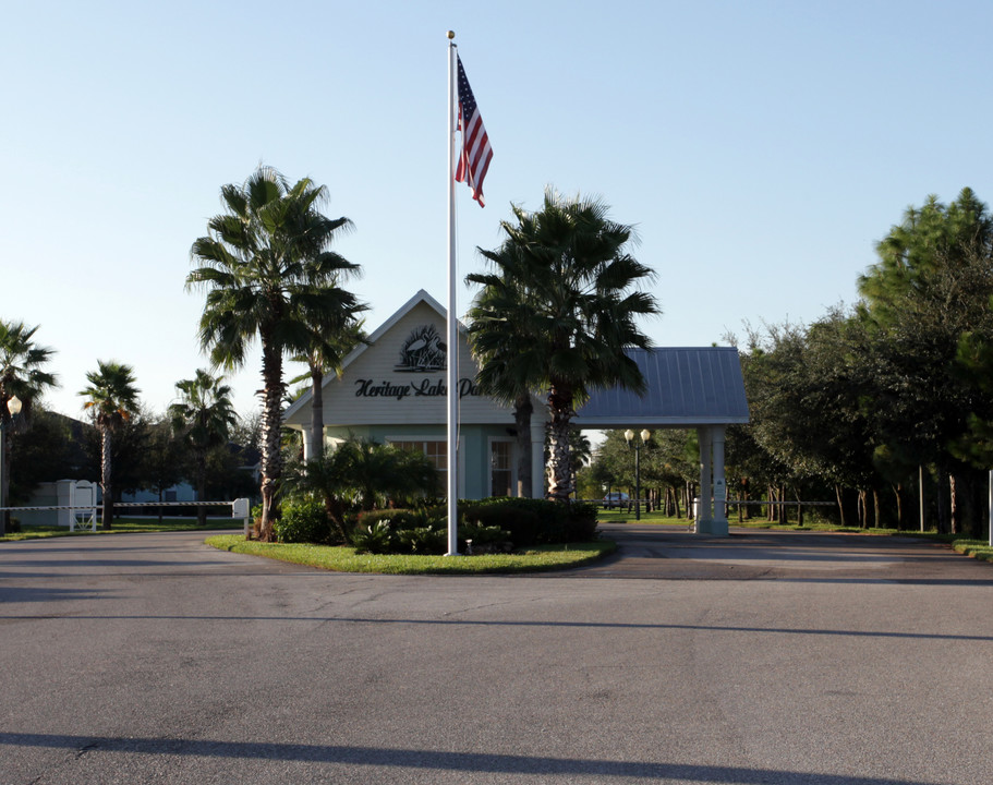 Heritage Lake Park in Punta Gorda, FL - Building Photo