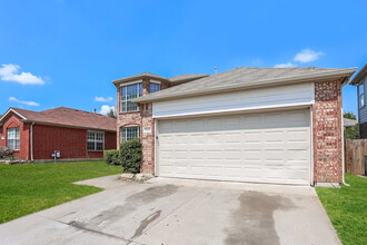 3000 Vicksburg Ln in Fort Worth, TX - Foto de edificio - Building Photo