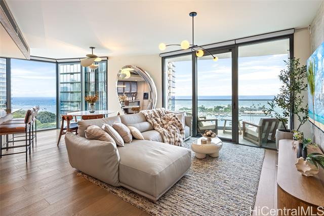 1000 Auahi St in Honolulu, HI - Building Photo - Building Photo