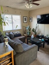 1044-221 1/2 Litch Ct in Reno, NV - Building Photo - Building Photo